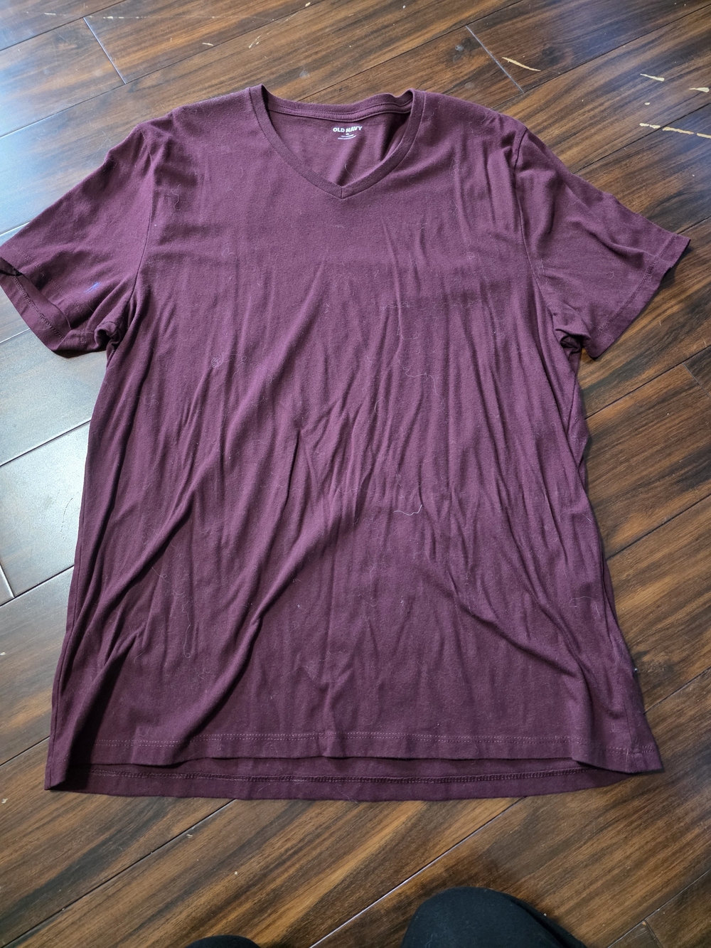 Old Navy V-Neck Tee in Deep Wine